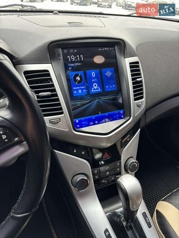 Седан Chevrolet Cruze 2014 в Чернигове