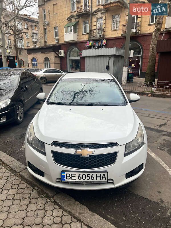 Седан Chevrolet Cruze 2010 в Миколаєві