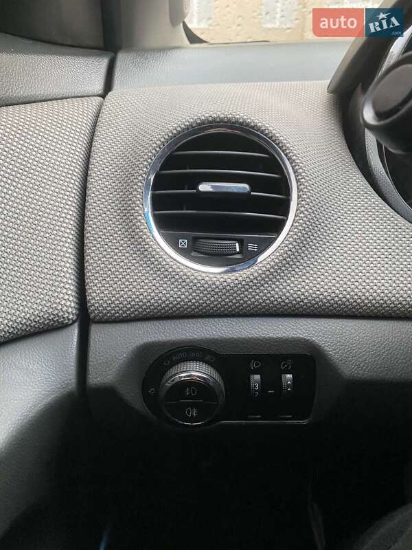 Седан Chevrolet Cruze 2010 в Кременчуге
