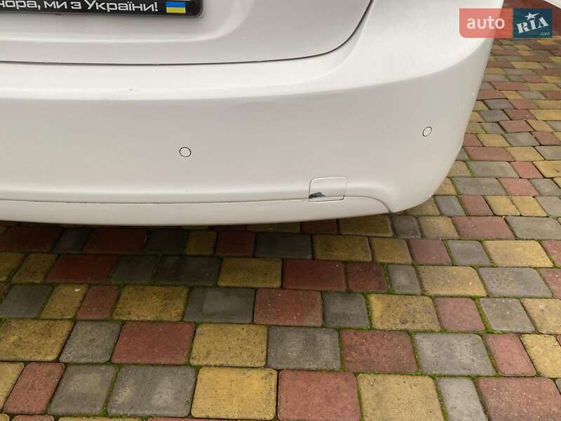 Седан Chevrolet Cruze 2010 в Кременчуге