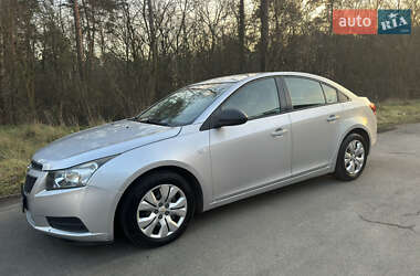 Седан Chevrolet Cruze 2015 в Киеве