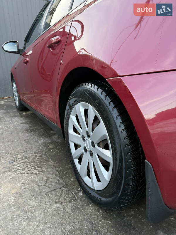 Седан Chevrolet Cruze 2012 в Івано-Франківську