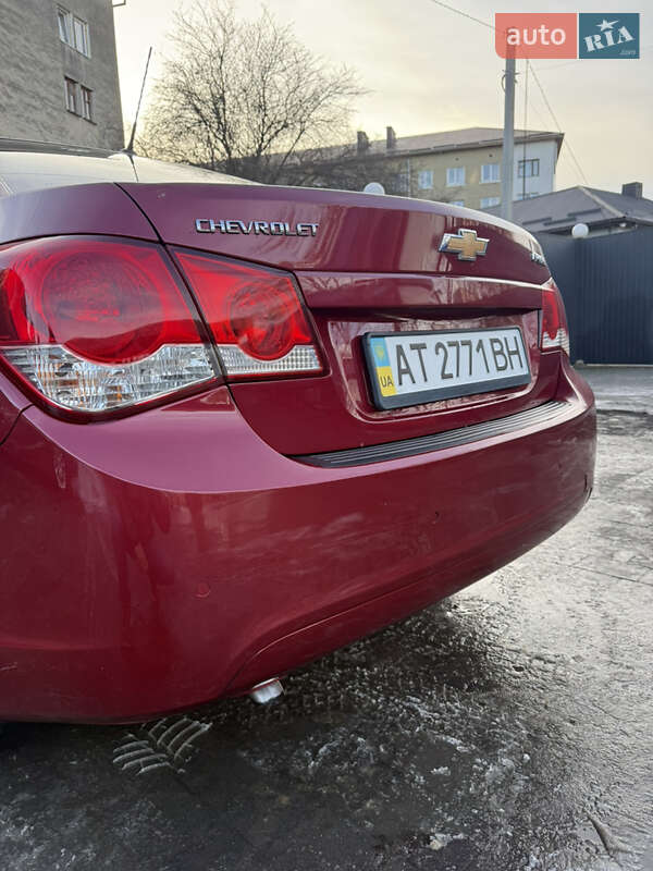 Седан Chevrolet Cruze 2012 в Івано-Франківську