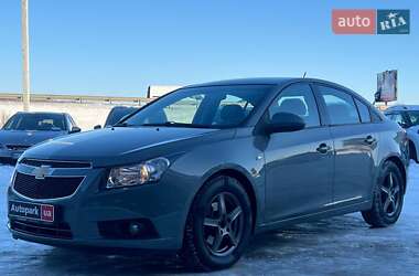 Седан Chevrolet Cruze 2010 в Львове
