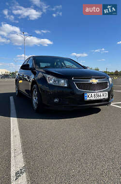 Седан Chevrolet Cruze 2009 в Киеве