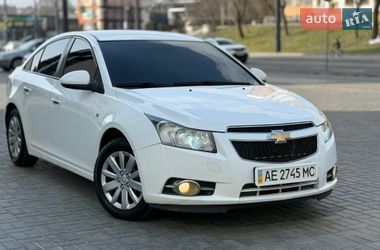 Седан Chevrolet Cruze 2011 в Днепре