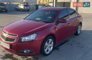 Седан Chevrolet Cruze 2010 в Киеве