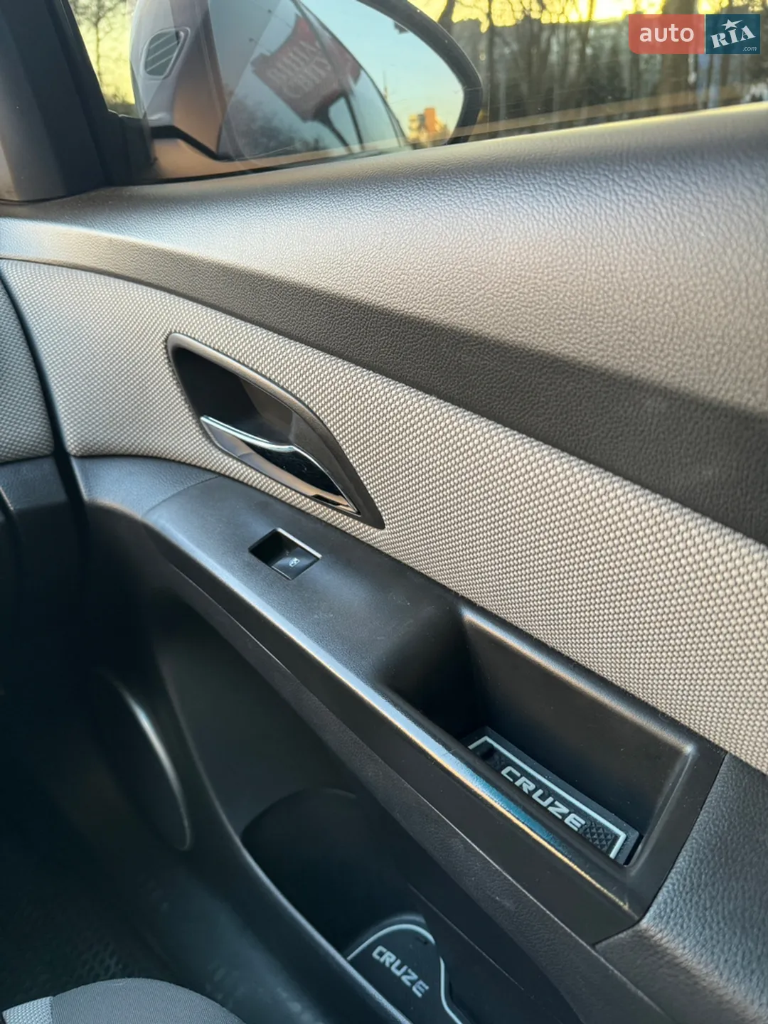 2011 Chevrolet Cruze - мініатюра 12