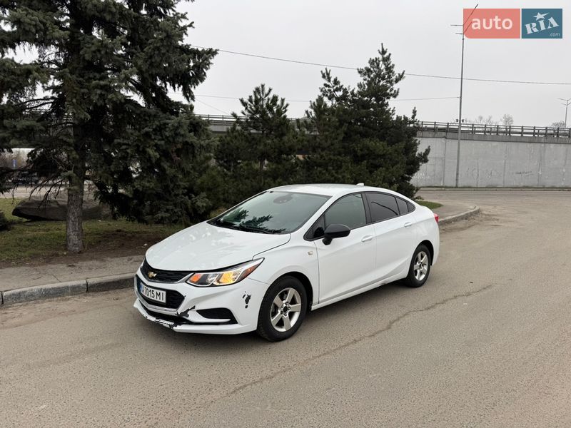 Седан Chevrolet Cruze 2016 в Киеве