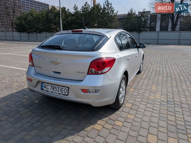 Хэтчбек Chevrolet Cruze 2012 в Луцке