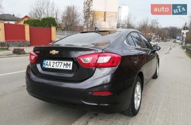 Седан Chevrolet Cruze 2017 в Киеве
