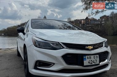 Седан Chevrolet Cruze 2017 в Виннице
