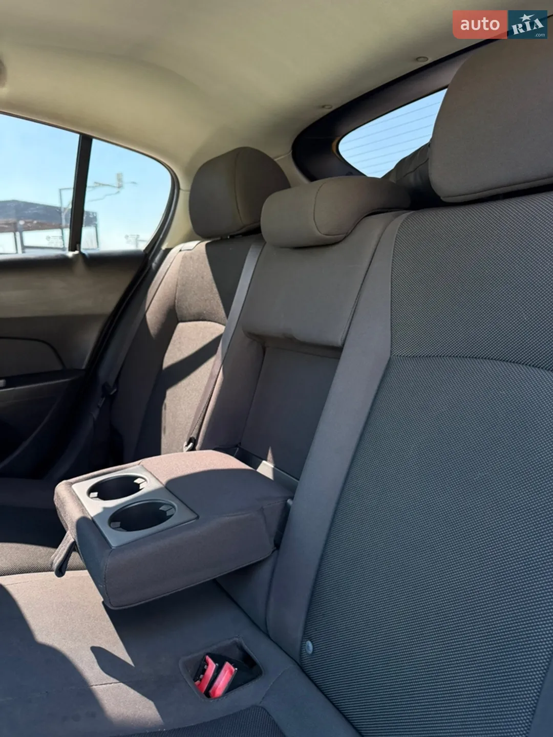 2011 Chevrolet Cruze - мініатюра 27