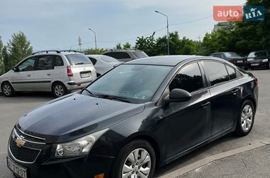 Седан Chevrolet Cruze 2013 в Киеве