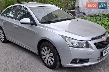 Седан Chevrolet Cruze 2011 в Киеве