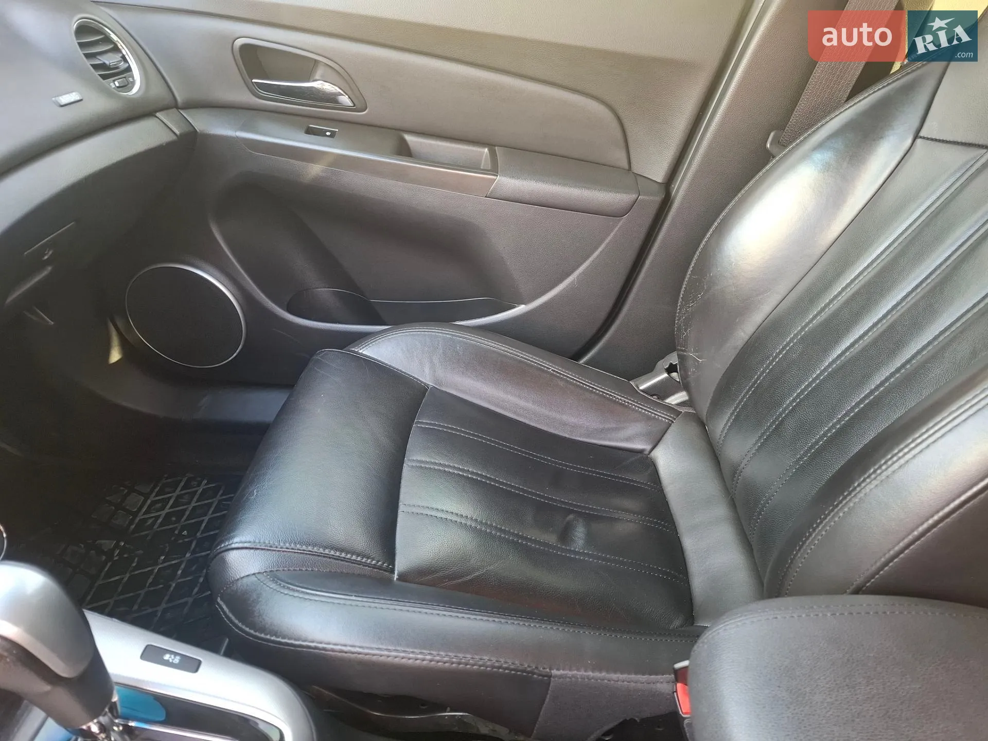 2011 Chevrolet Cruze - мініатюра 16