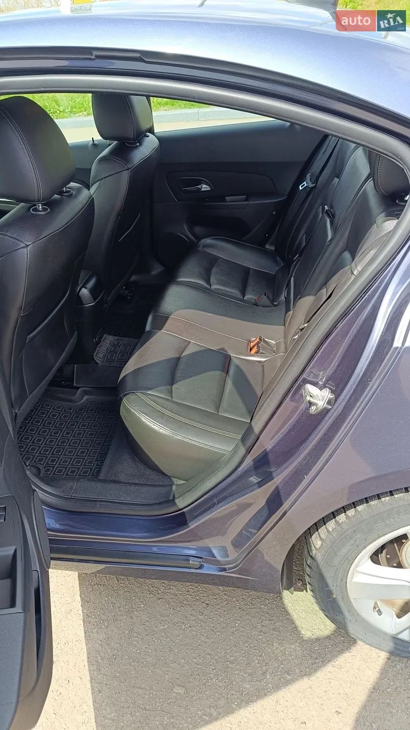 2013 Chevrolet Cruze - мініатюра 10