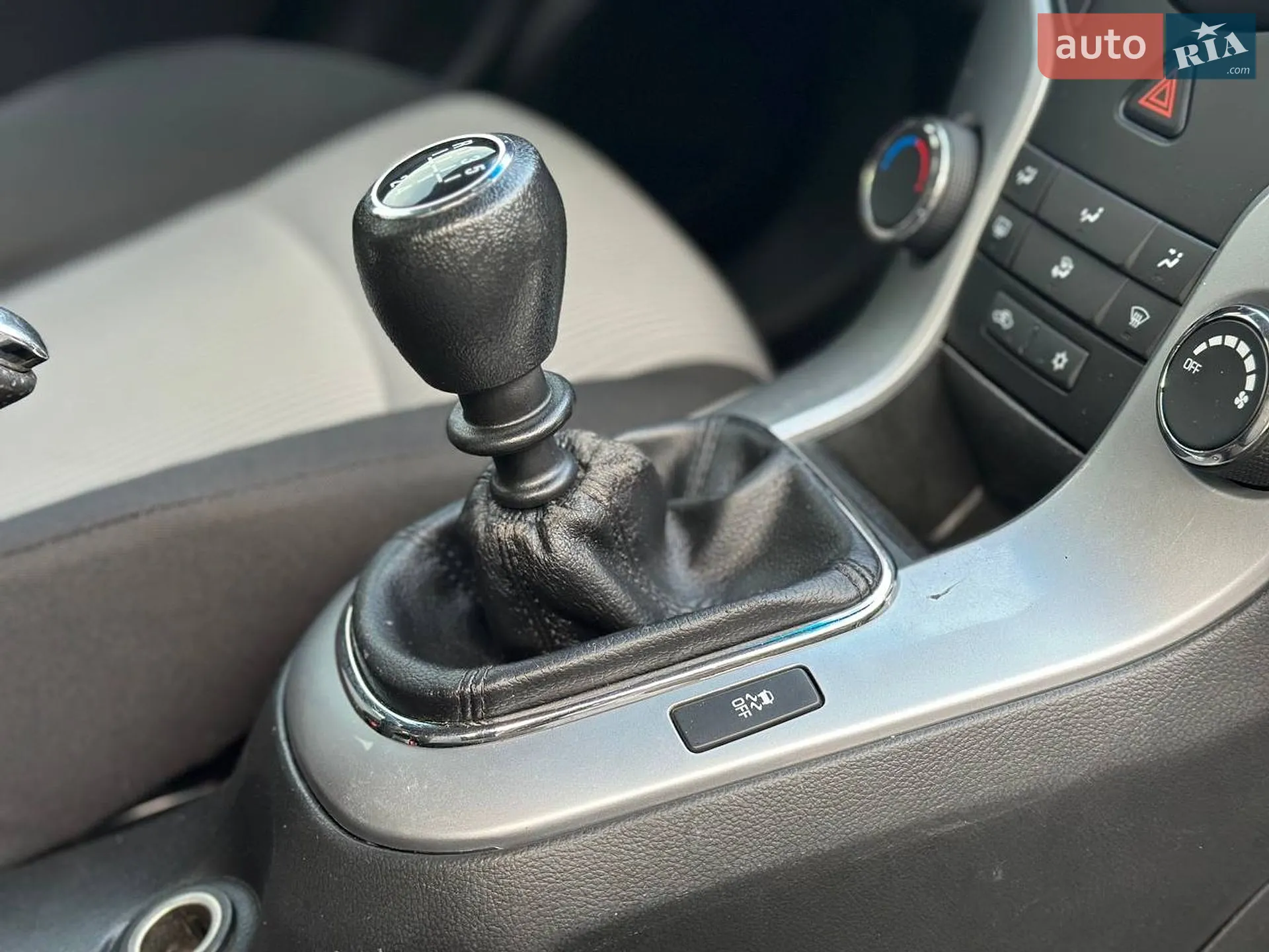 2014 Chevrolet Cruze - мініатюра 23