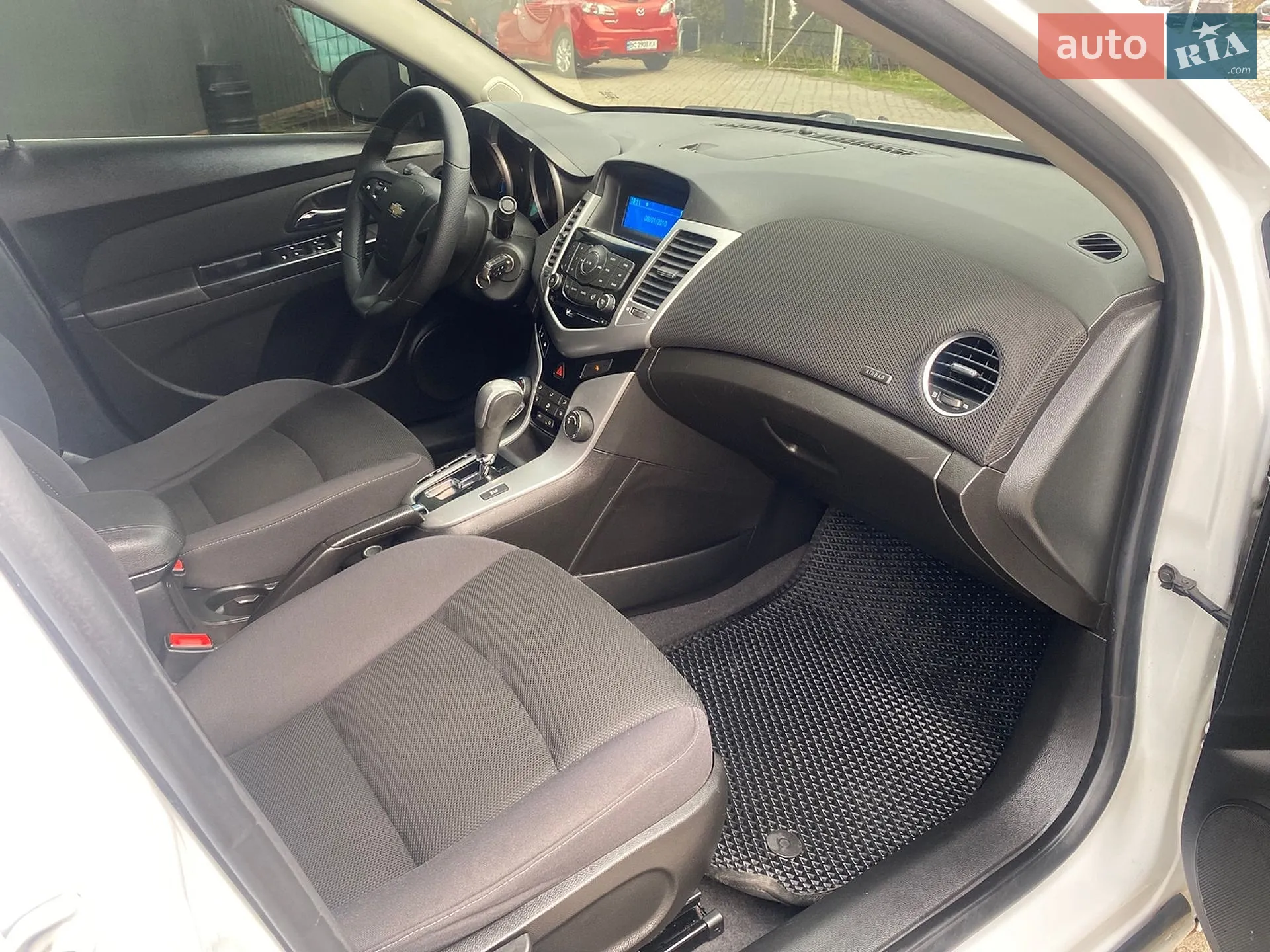 2012 Chevrolet Cruze - мініатюра 13