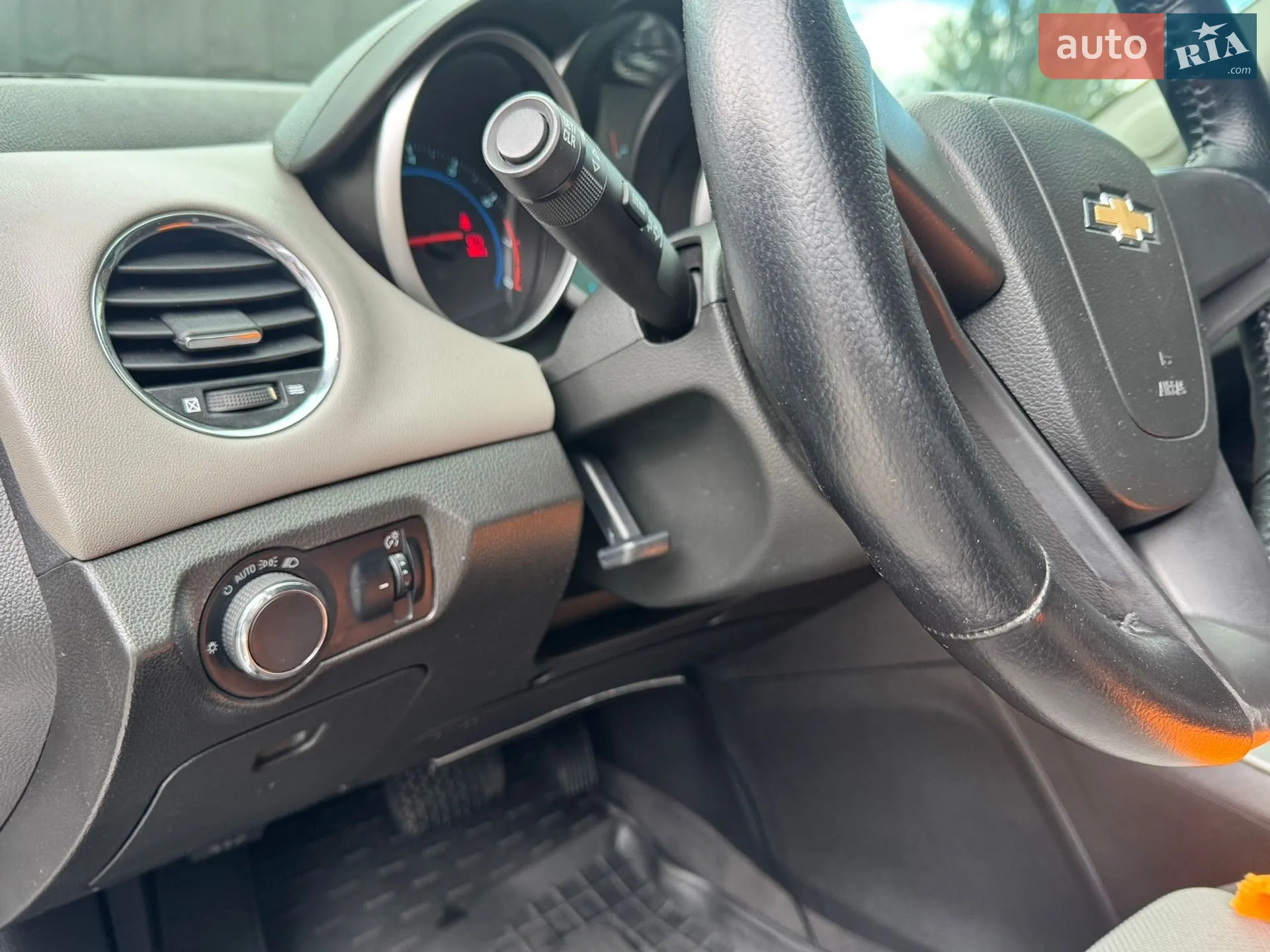 2012 Chevrolet Cruze - мініатюра 16