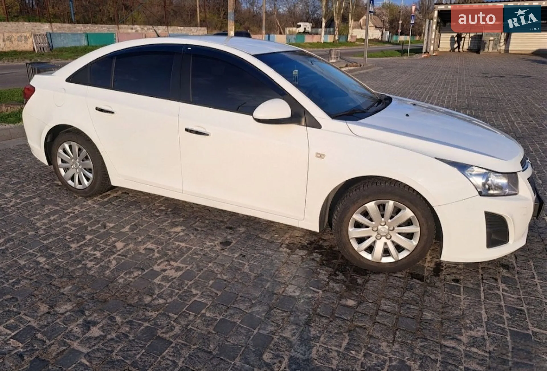 2012 Chevrolet Cruze - мініатюра 2