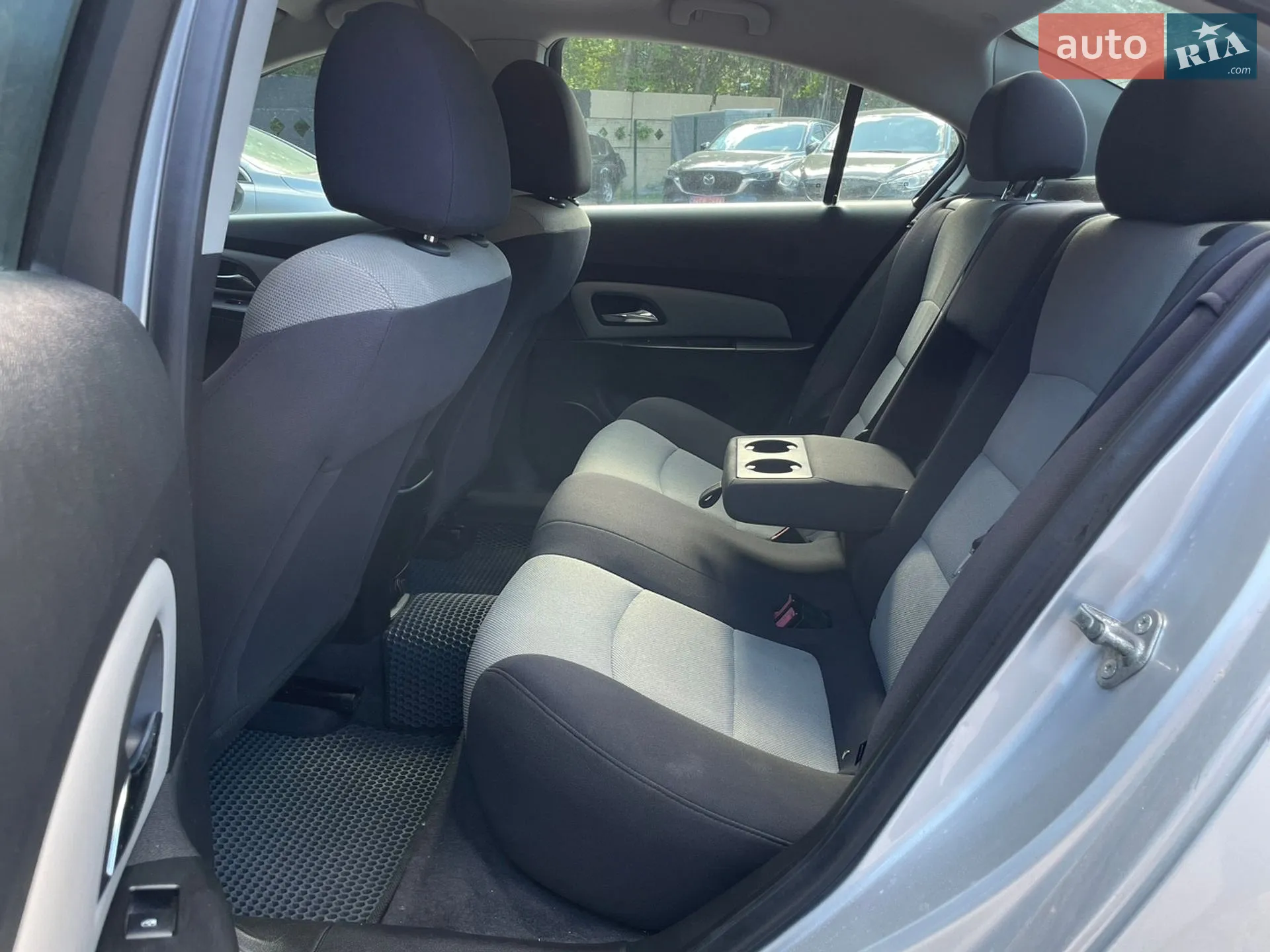 2012 Chevrolet Cruze - мініатюра 10