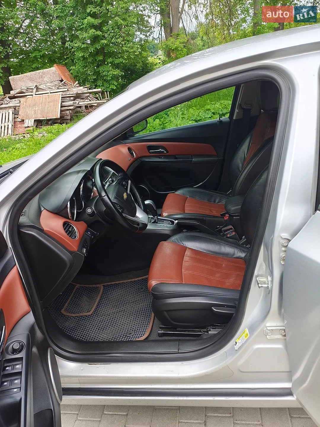 2010 Chevrolet Cruze - фото 1