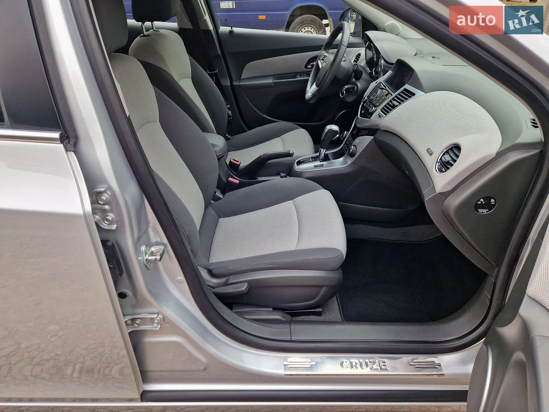2010 Chevrolet Cruze - мініатюра 38