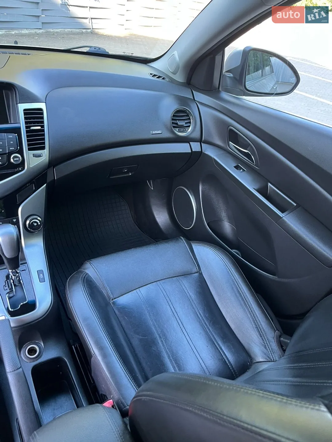 2012 Chevrolet Cruze - мініатюра 30