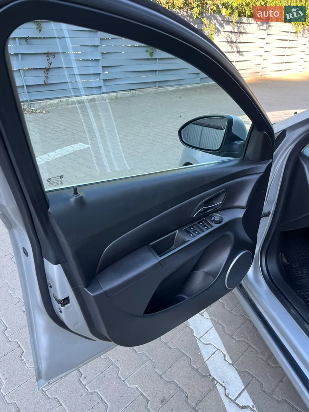 2012 Chevrolet Cruze - мініатюра 34