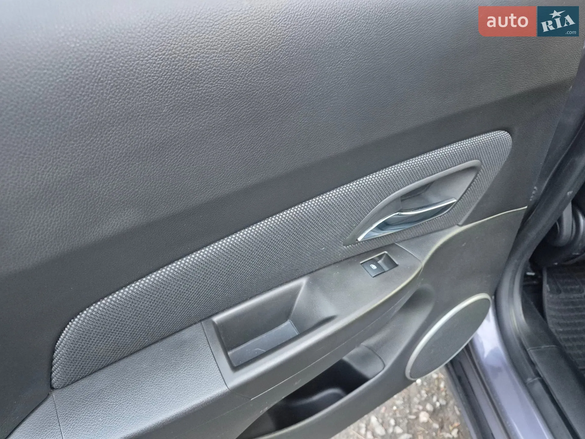 2013 Chevrolet Cruze - мініатюра 28