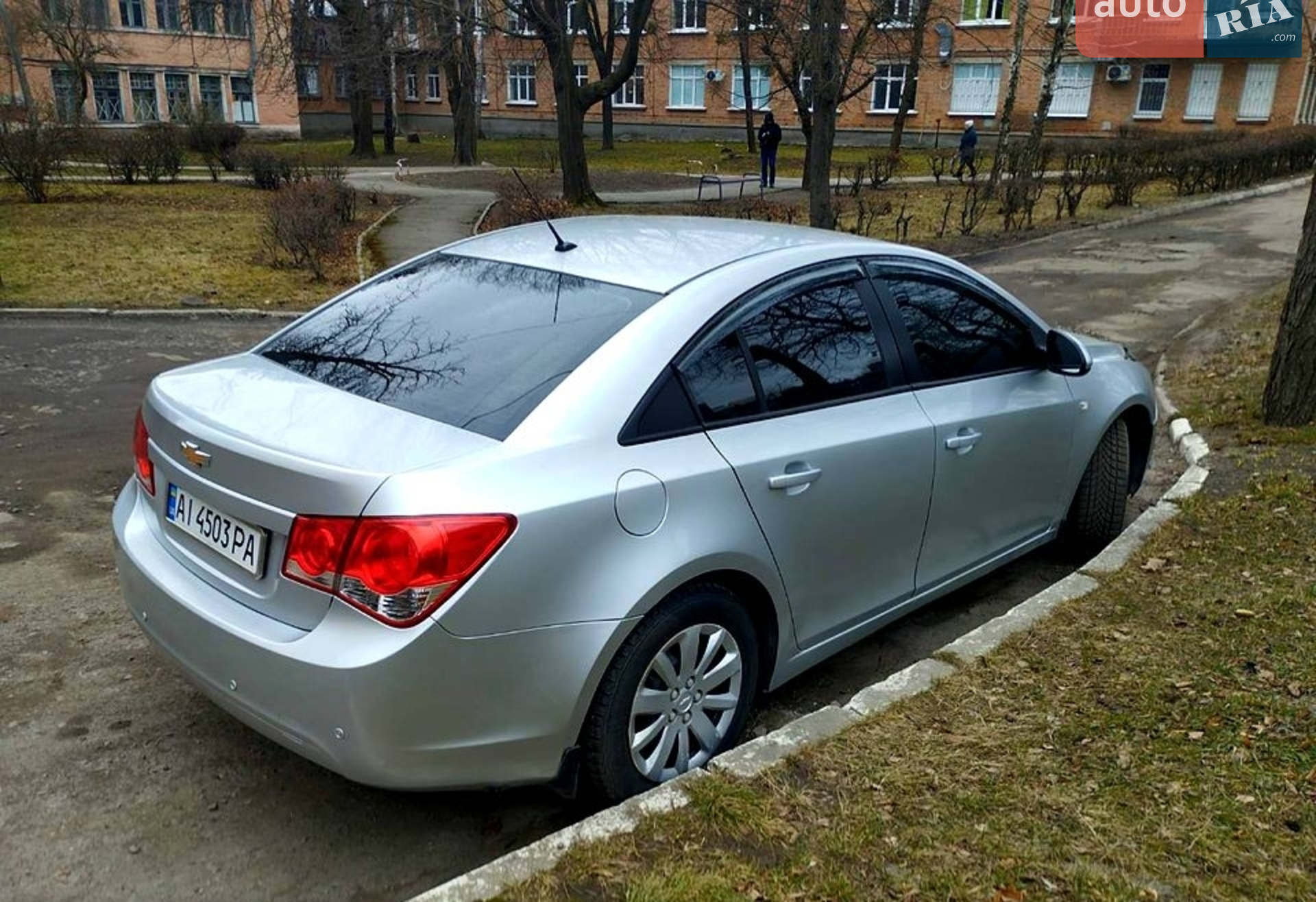 2011 Chevrolet Cruze - мініатюра 2