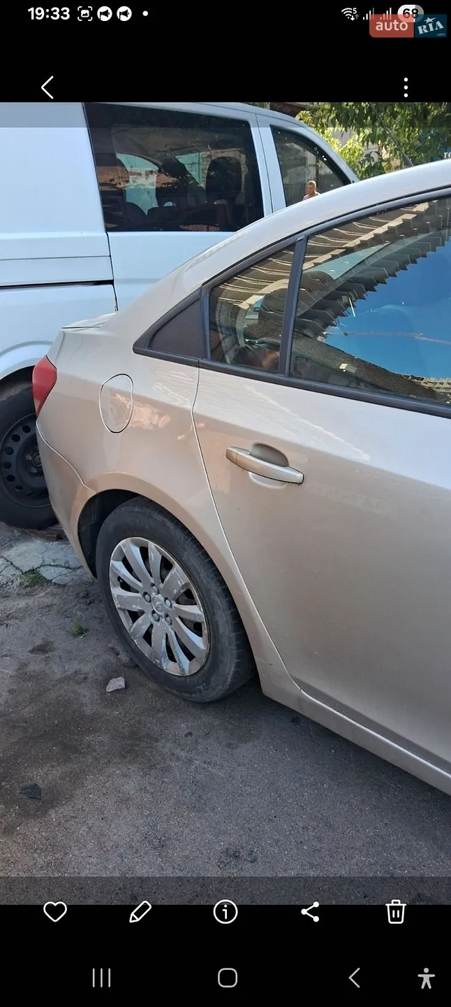 2010 Chevrolet Cruze - мініатюра 3
