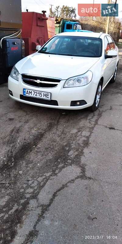 Седан Chevrolet Epica 2008 в Житомире