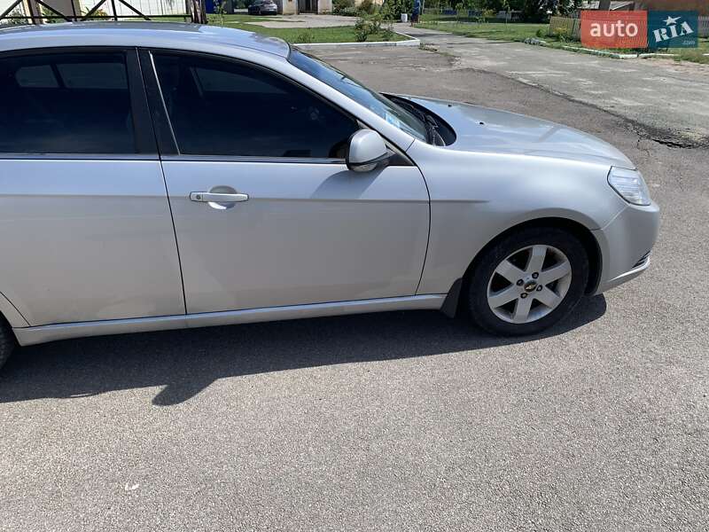 Седан Chevrolet Epica 2008 в Києві