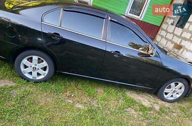 Седан Chevrolet Epica 2008 в Городне