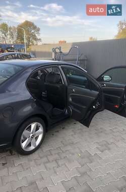 Седан Chevrolet Epica 2007 в Летичіві