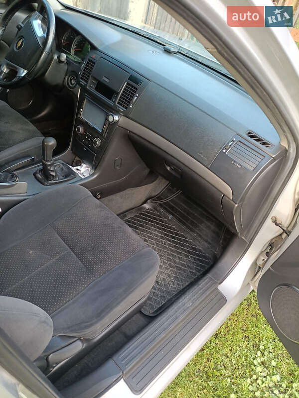 Седан Chevrolet Epica 2009 в Львові