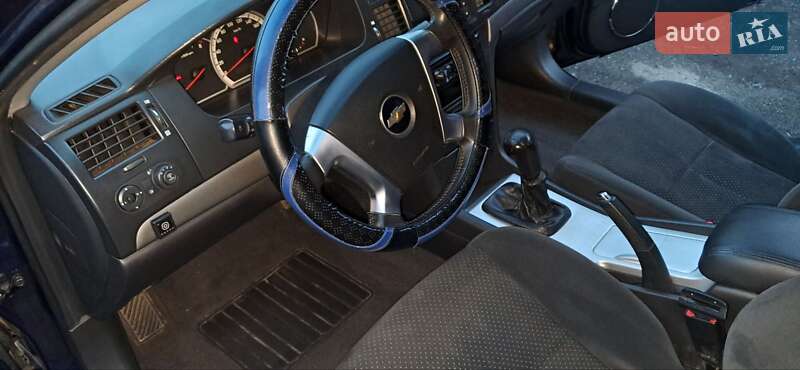 Седан Chevrolet Epica 2010 в Киеве