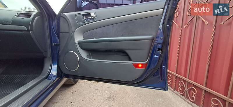 Седан Chevrolet Epica 2010 в Киеве