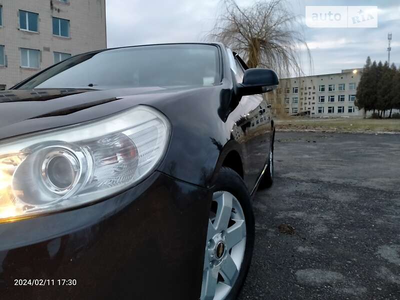 Седан Chevrolet Epica 2007 в Кременце