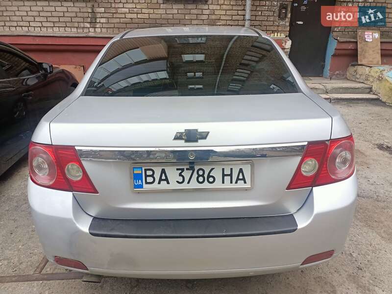 Седан Chevrolet Epica 2006 в Запорожье