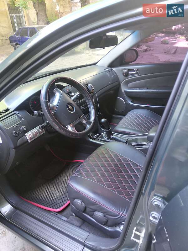 Седан Chevrolet Epica 2008 в Львові