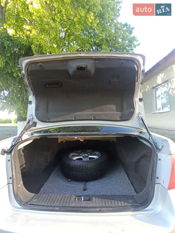 Седан Chevrolet Epica 2007 в Демидівці