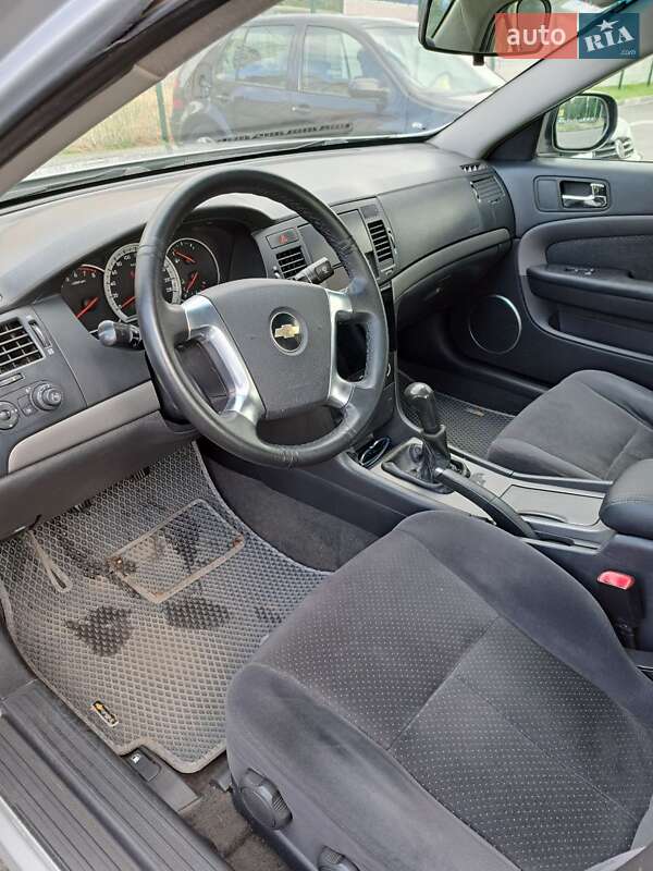Седан Chevrolet Epica 2008 в Киеве