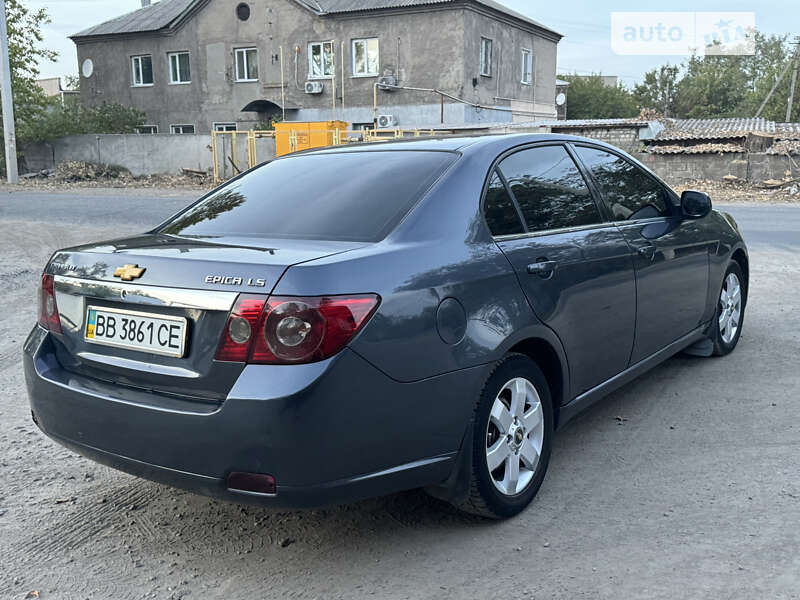 Седан Chevrolet Epica 2007 в Днепре