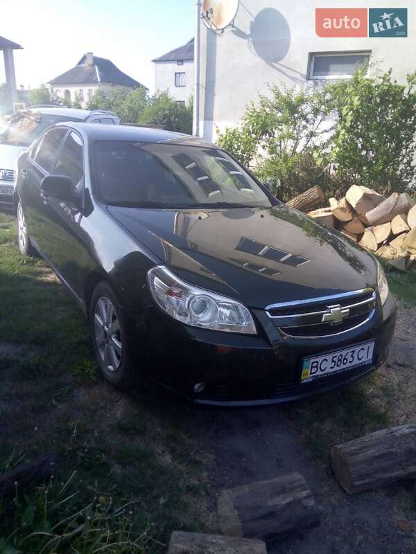 Седан Chevrolet Epica 2010 в Золочеві