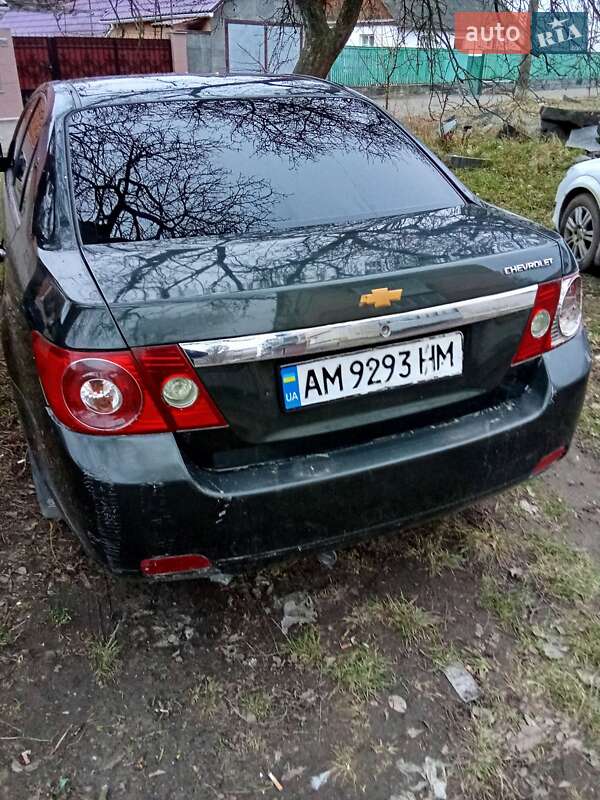 Седан Chevrolet Epica 2008 в Житомире