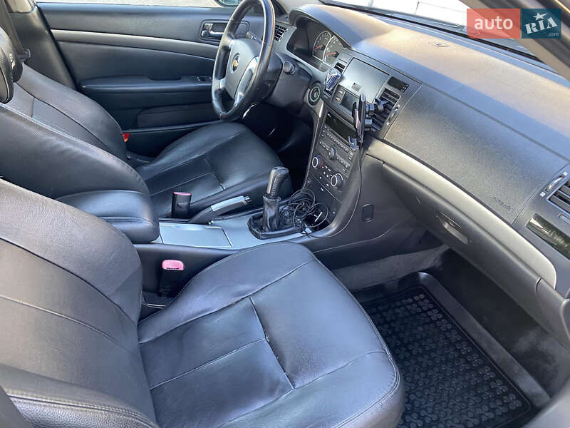 Седан Chevrolet Epica 2009 в Львове