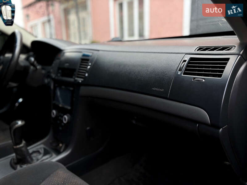 Седан Chevrolet Epica 2007 в Черновцах